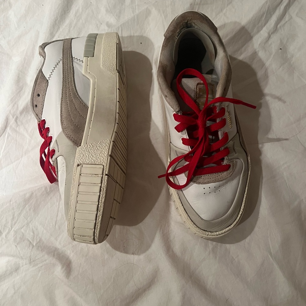 platform pumas womens 6